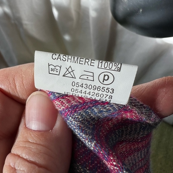 Beautiful 100% Cashmere Scarf From Jerusalem *Flaw* - Picture 6 of 6
